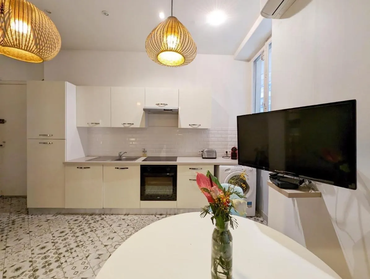Appartement Promenade Des Anglais - Deux Pieces Renove, Proche Negresco Nice